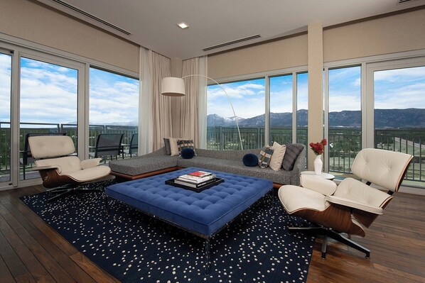 Suite (Superintendent) | Mountain view