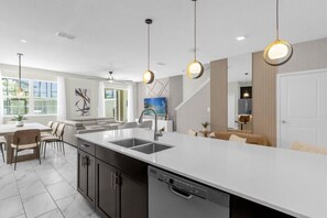 Interior - Last Minute Disney Getaway! Townhouse with Private Pool. Book Now! #120709 (Orlando)