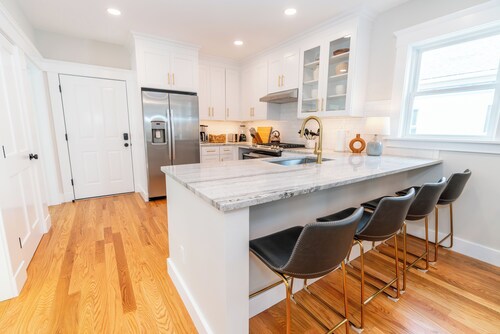 Sage Haven: Elegant, Comfortable, Close to Yale & Downtown New Haven 