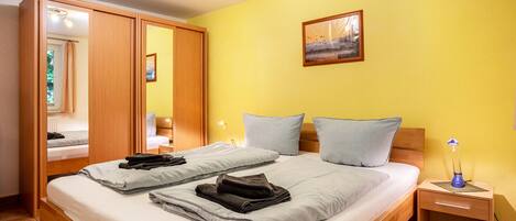 2 bedrooms, free WiFi, bed sheets