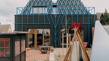 Enceinte de lâhĂ©bergement