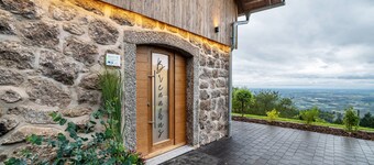 Chalet 'Waldlux Luxus- Brennhus' with Mountain View, Private Terrace and Wi-Fi