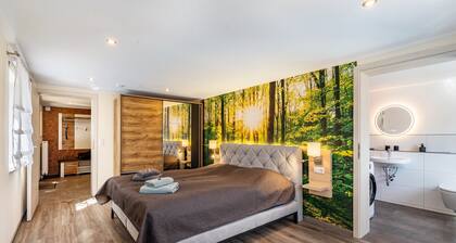 Ferienwohnung Am Augusttal" mit Bergblick, privater Terrasse und Wi-Fi