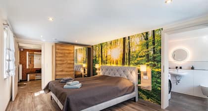Ferienwohnung Am Augusttal" mit Bergblick, privater Terrasse und Wi-Fi