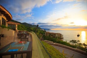 Apartment | 1 bedroom - 1BD Garza Blanca Oceanview Pool Beach Resort (Puerto Vallarta)