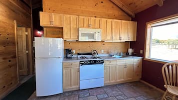 3 bedroom cabin #3 | Private kitchen | Fridge, microwave