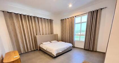4 Bedrooms villa for rent
