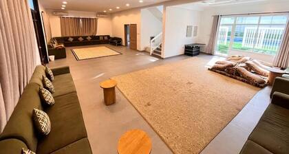 4 Bedrooms villa for rent