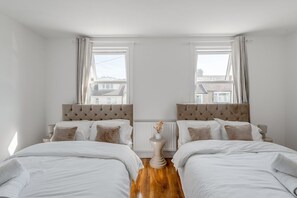 4 sovrum, strykjärn/strykbräda, gratis wi-fi och sängkläder