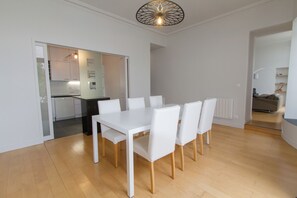 Dining - The elegant  (Nantes)