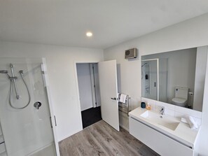 Hair dryer, towels
