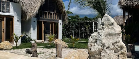 Deluxe Cabin, Pool View | Terrace/patio