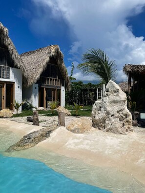 Cabana luxo, vista para a piscina | Terraço/pátio