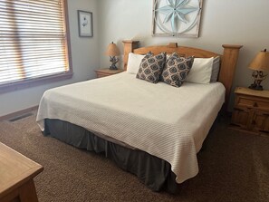 4 bedrooms, WiFi, bed sheets