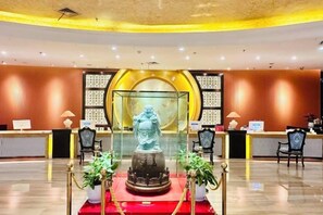 Lobby - Baili Hotel (Changshan)