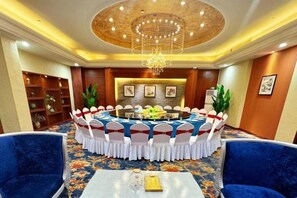 Banquet hall - Baili Hotel (Changshan)