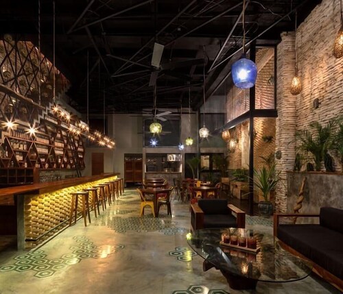 Fantastic 6BR Luxury Penthouse Villa 12ppl Rooftop Pool & Bathtub