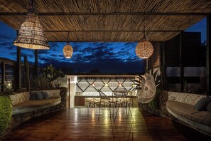 Terrace/patio - Luxury 6BR Penthouse with Private Rooftop Pool in Aldea Zama (Tulum)