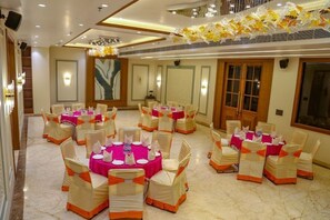 Kahden hengen deluxe-huone | Oleskelualue