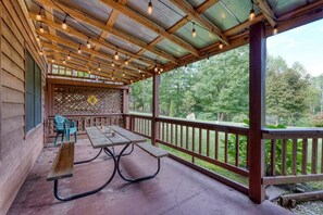 屋外ダイニングエリア