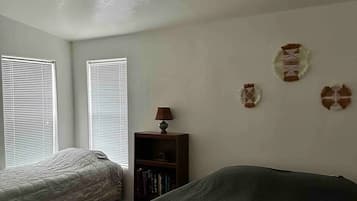 3 bedrooms, WiFi, bed sheets