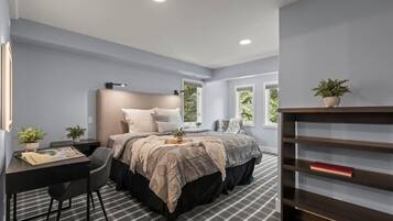 4 bedrooms, desk, iron/ironing board, WiFi