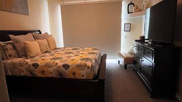 3 bedrooms, iron/ironing board, travel crib, free WiFi