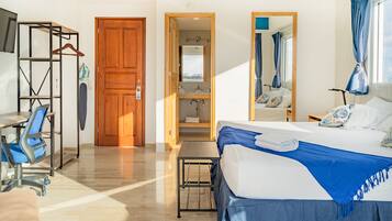 1 chambre, coffres-forts dans les chambres, bureau