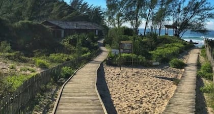 Casa na Praia da Ferrugem com 02 Vagas