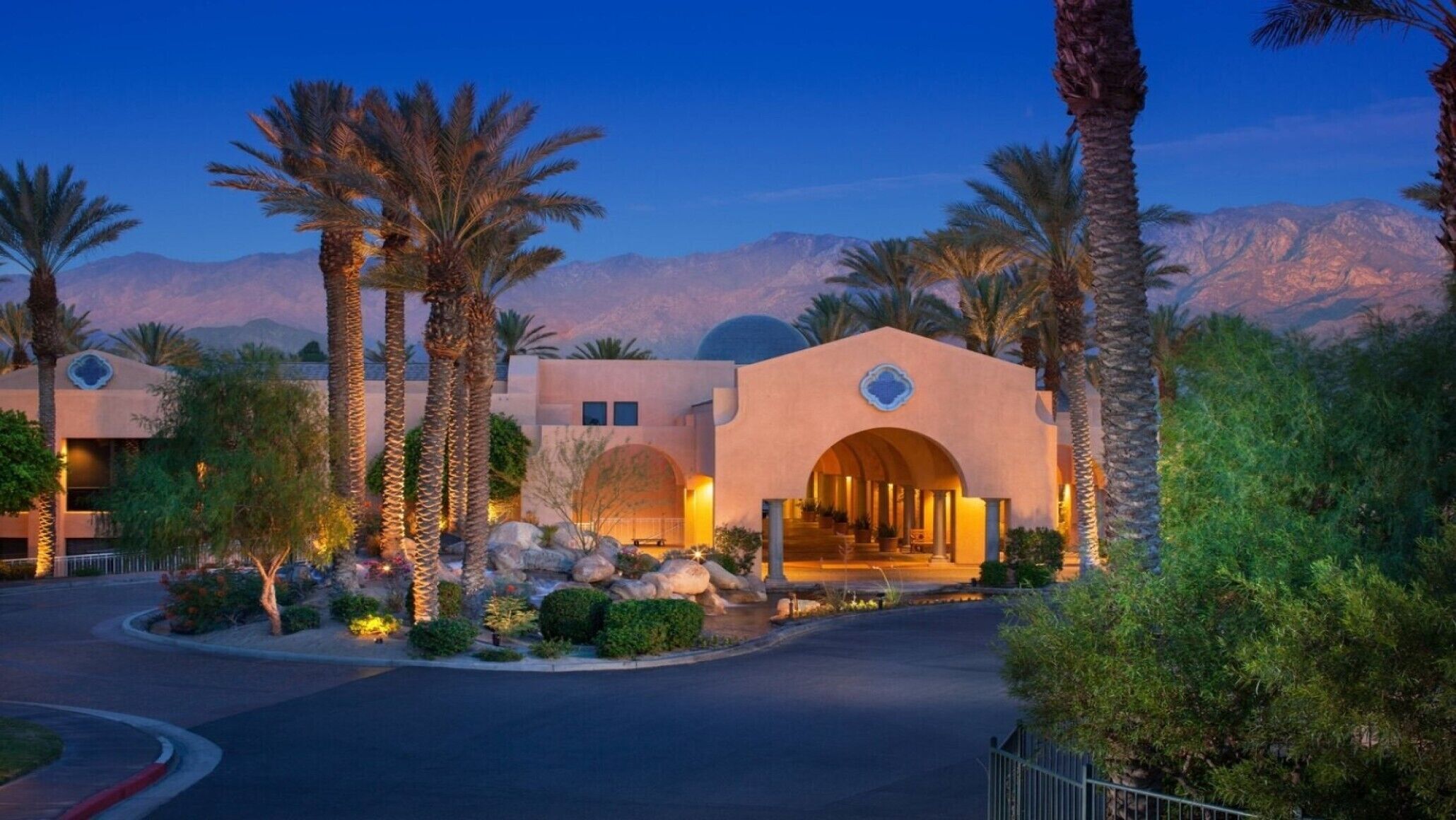 Exterior view of vacation home property