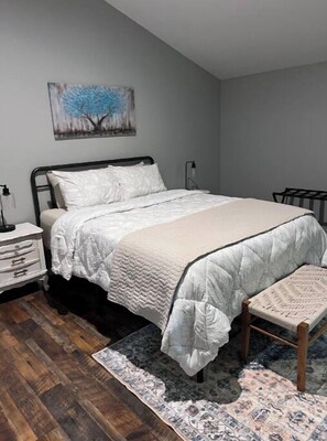 2 bedrooms, WiFi, bed sheets