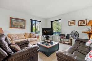 Smart TV, table football