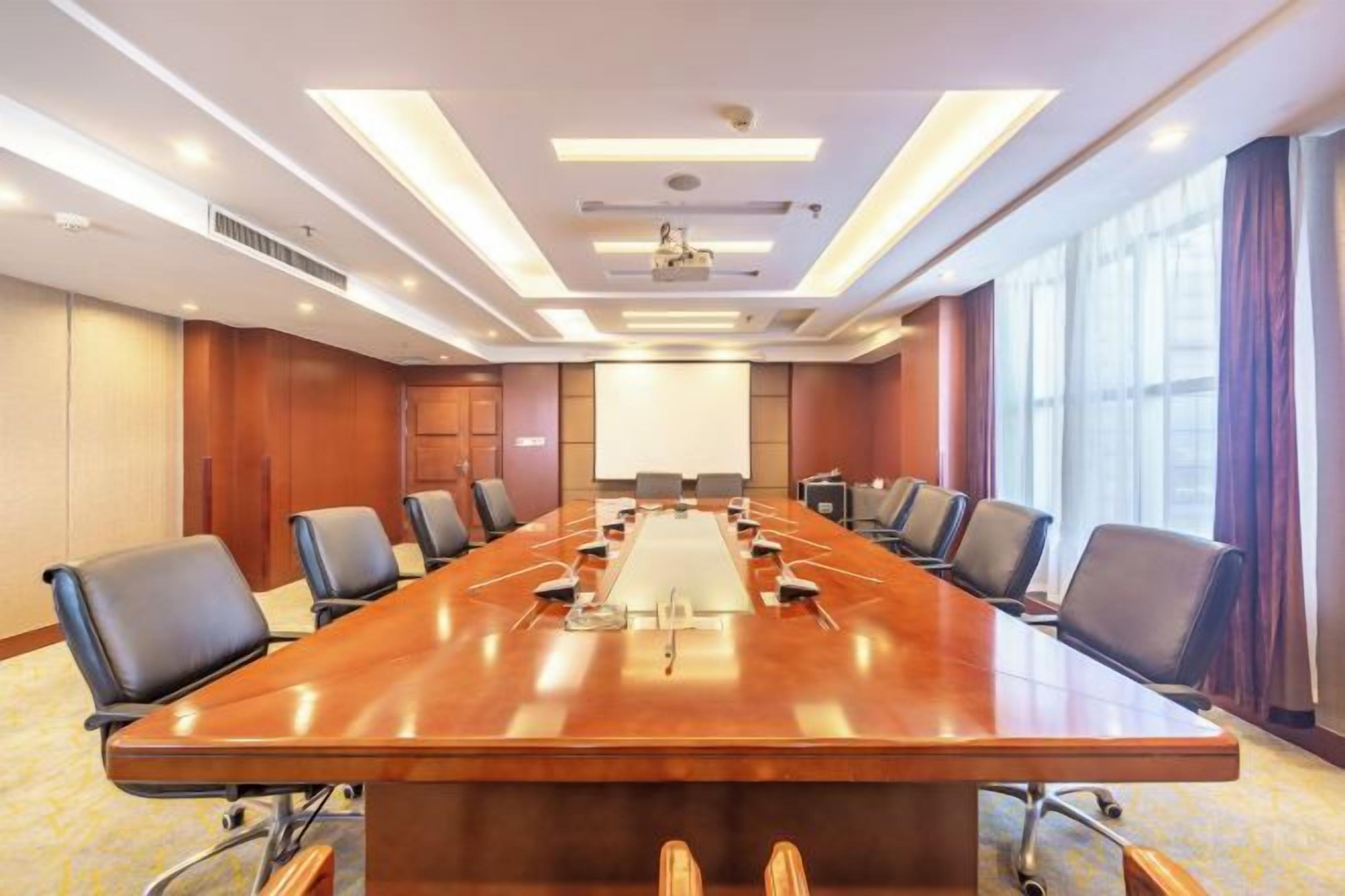 Meeting facility