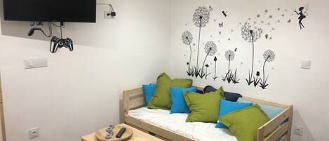 1 chambre, fer et planche à repasser, Wi-Fi, draps fournis