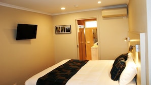 Room - Apollo Bay Motel & Apartments (Apollo Bay)