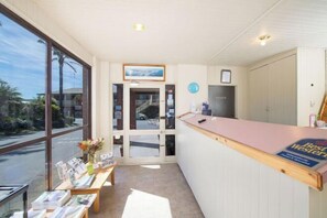 Lobby - Apollo Bay Motel & Apartments (Apollo Bay)