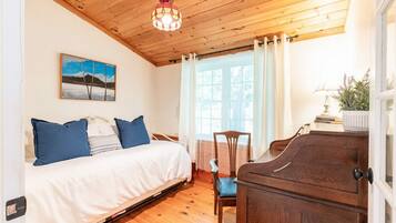 3 Schlafzimmer, Schreibtisch, BĂŒgeleisen/BĂŒgelbrett, Reisekinderbett