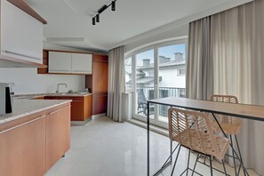 Comfort Apartment | Private kitchen | Electric kettle - Boho Sopot by Grand Apartments (Sopot)