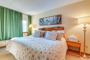 2 chambres, fer et planche à repasser, Wi-Fi, draps fournis