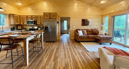 Mountain View - 2-bedroom house in serene Murphy, NC