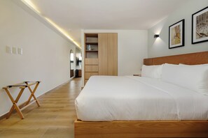 Apartment, Balkon (07)