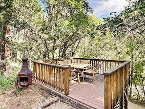 Studio (2 Bedrooms) | Property amenity