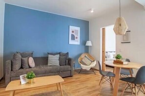 TV - Bright & sweet unit in the heart of Polanco (Mexico City)