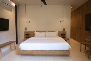 1 slaapkamer, een strijkplank/strijkijzer, wifi, beddengoed