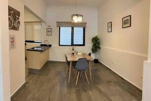 Dining - Excellent location spacious 2 Bedroom Apt. Roma/Condesa (Mexico City)