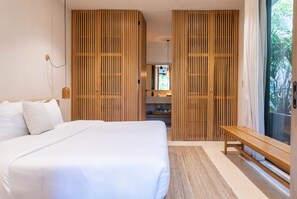 1 bedroom, in-room safe, iron/ironing board, WiFi