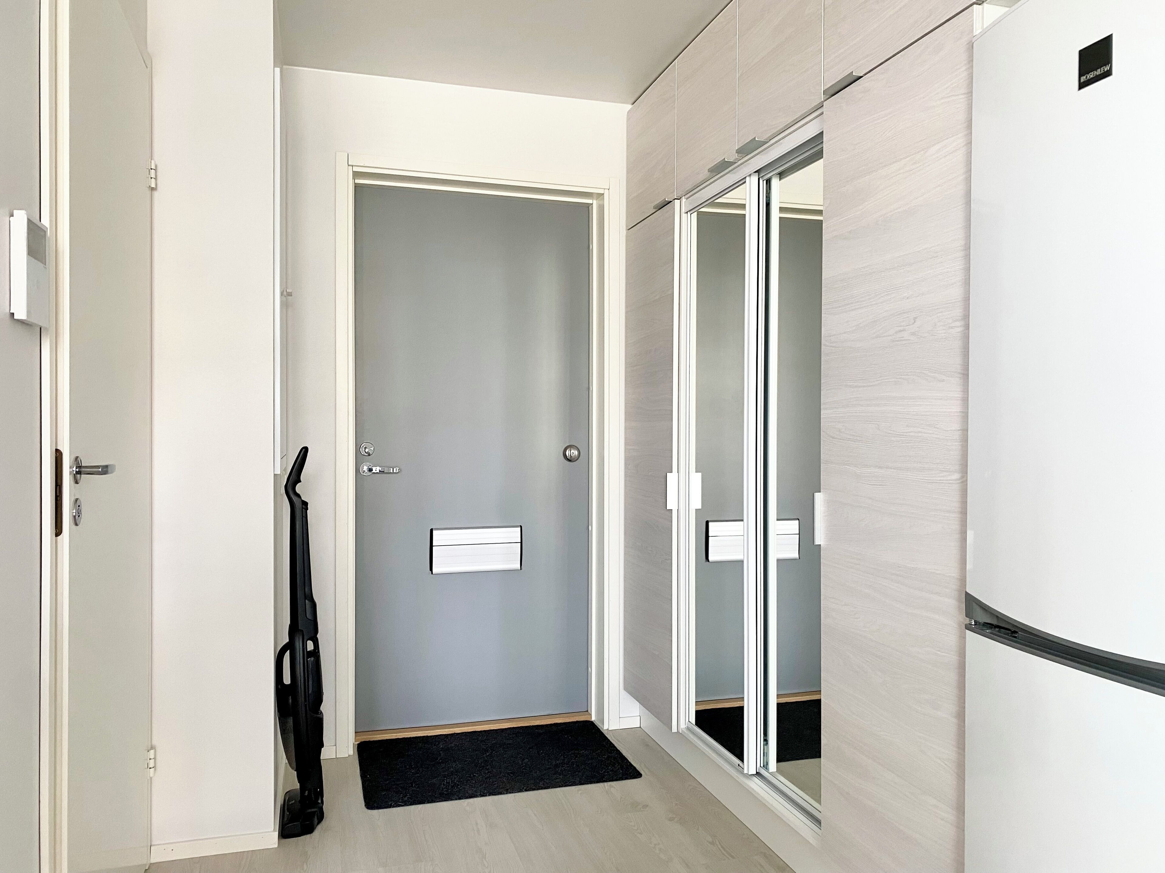 防音設備、アイロン / アイロン台、WiFi (無料)