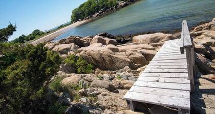 Stroll to SeaView/Beach; Great Yard