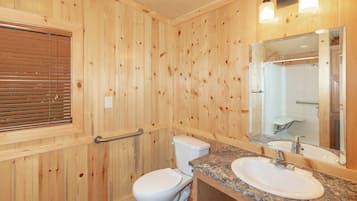Cottage | Bathroom