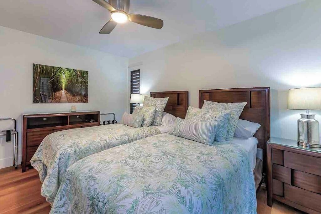 2 bedrooms, iron/ironing board, free WiFi, bed sheets